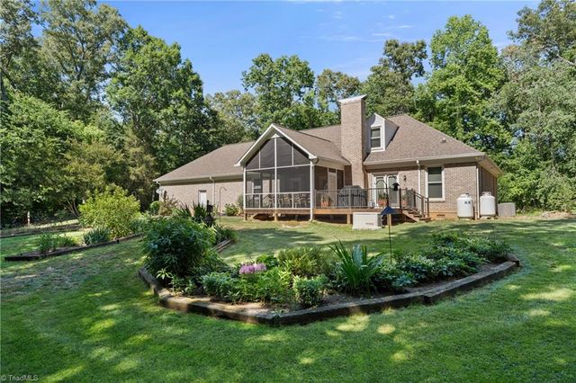 221 Redfield Road, Mocksville, NC 27028