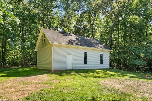 221 Redfield Road, Mocksville, NC 27028