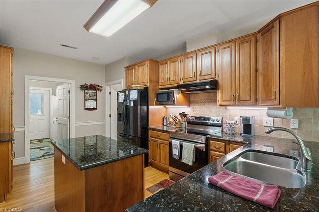 221 Redfield Road, Mocksville, NC 27028