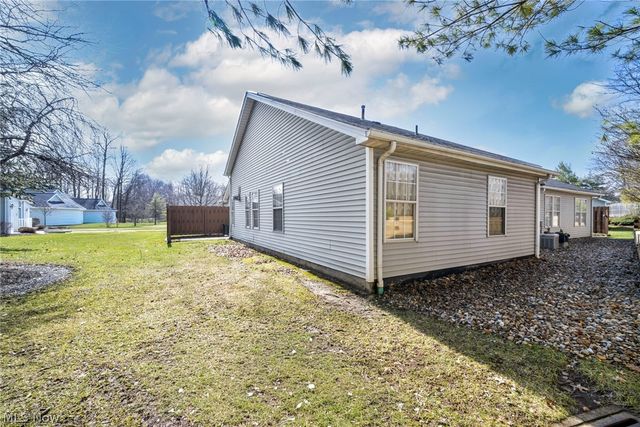 30640 Jasmine Court 61B, North Olmsted, OH 44070