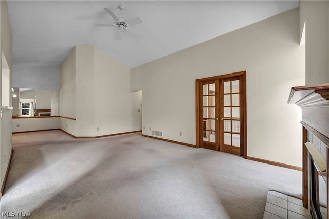 30640 Jasmine Court 61B, North Olmsted, OH 44070