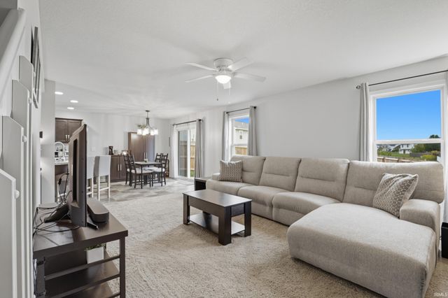5607 Cades Cove, Fort Wayne, IN 46808