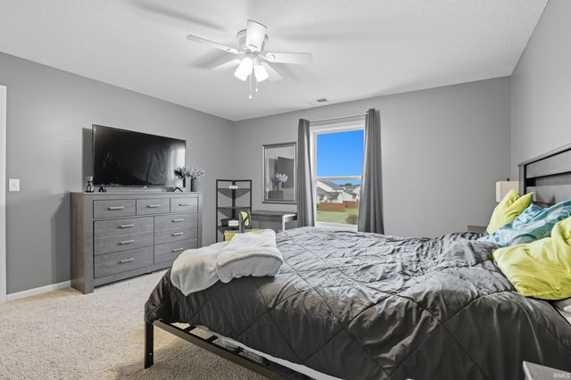 5607 Cades Cove, Fort Wayne, IN 46808