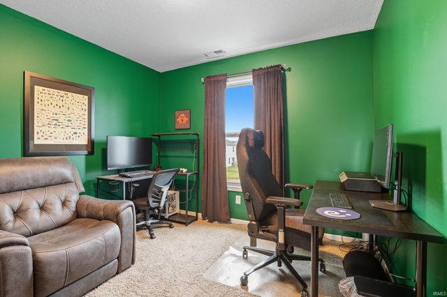 5607 Cades Cove, Fort Wayne, IN 46808
