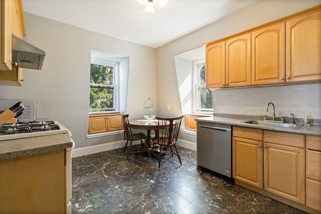 20 Rockland Ave 3, Malden, MA 02148