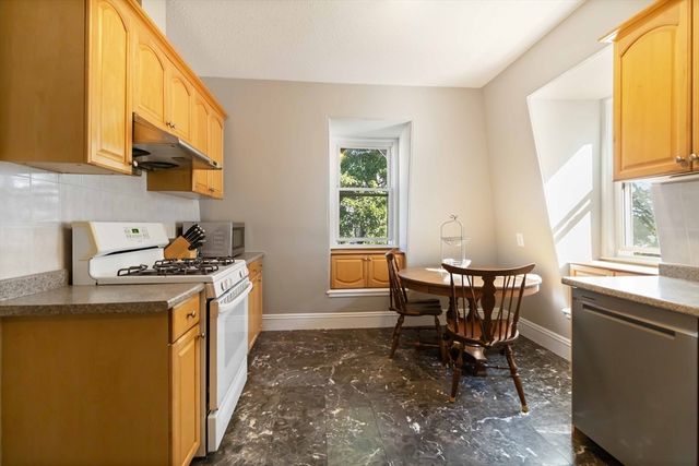 20 Rockland Ave 3, Malden, MA 02148