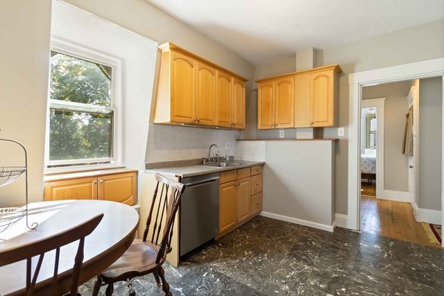 20 Rockland Ave 3, Malden, MA 02148