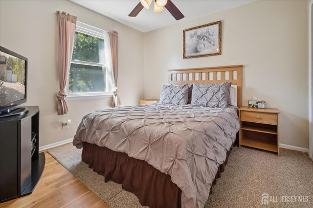 30 Whittier Avenue, Franklin Twsp, NJ 08873