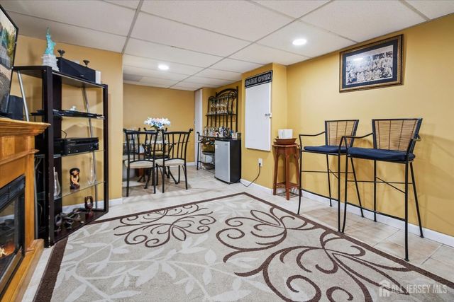 30 Whittier Avenue, Franklin Twsp, NJ 08873