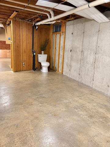 747 River St 3, Haverhill, MA 01832
