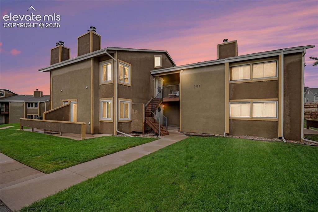 1050 Magic Lamp Way E, Monument, CO 80132 — exterior
