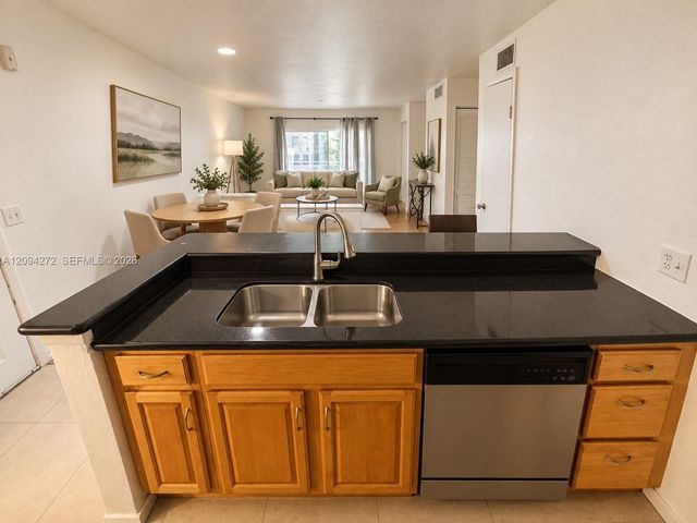 1740 Palm Cove Boulevard 4-203, Delray Beach, FL 33445