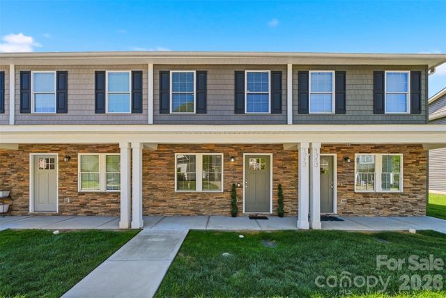 3953 Newhall Drive NW, Hickory, NC 28601