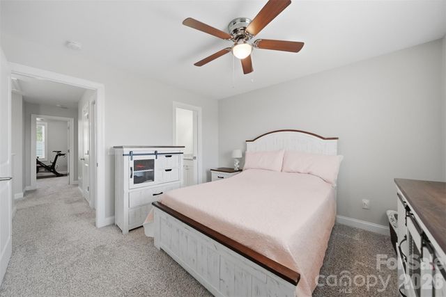 3953 Newhall Drive NW, Hickory, NC 28601