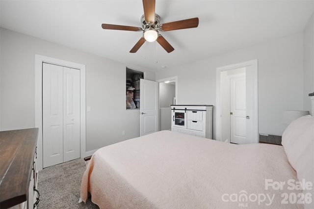 3953 Newhall Drive NW, Hickory, NC 28601
