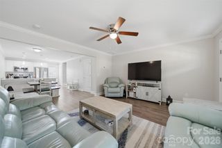 3953 Newhall Drive NW, Hickory, NC 28601