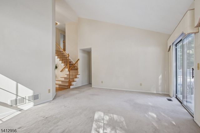 2401 Decatur Ct, Washington Twp., NJ 07840