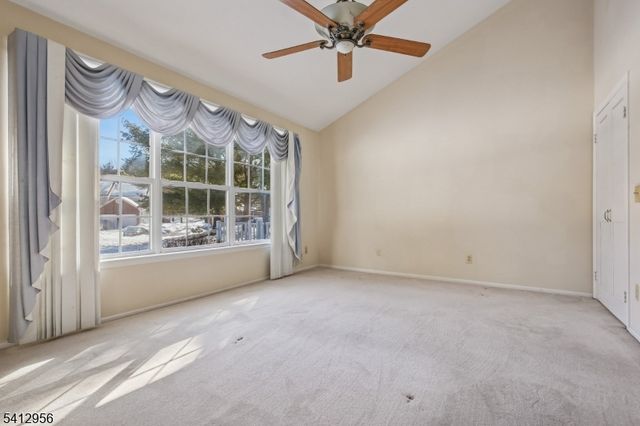 2401 Decatur Ct, Washington Twp., NJ 07840