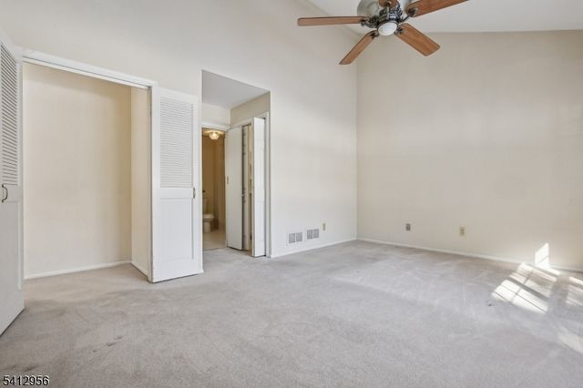 2401 Decatur Ct, Washington Twp., NJ 07840