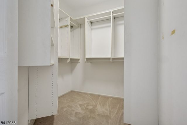 2401 Decatur Ct, Washington Twp., NJ 07840