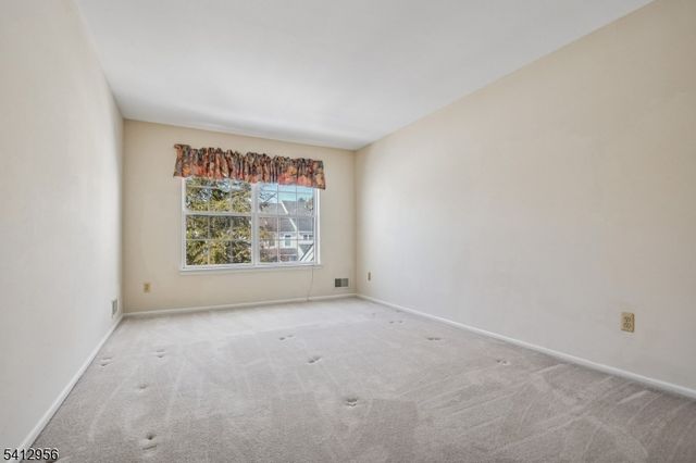 2401 Decatur Ct, Washington Twp., NJ 07840