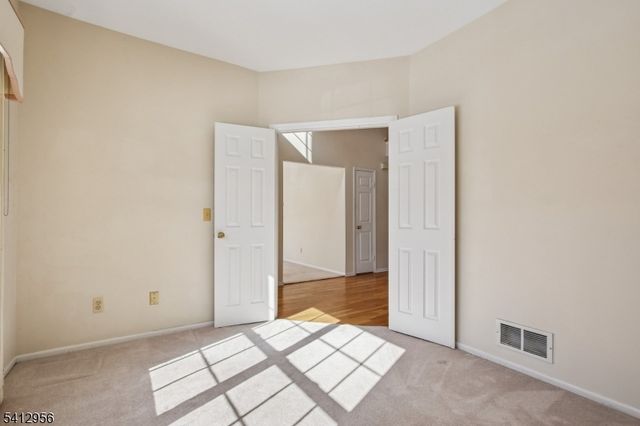 2401 Decatur Ct, Washington Twp., NJ 07840