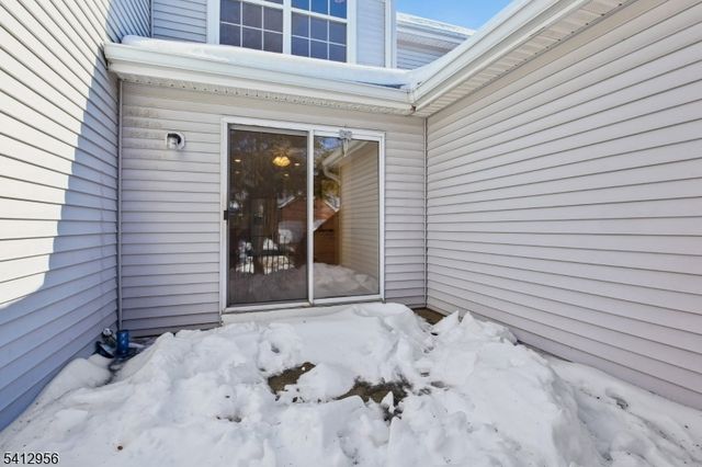 2401 Decatur Ct, Washington Twp., NJ 07840