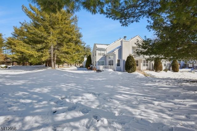 2401 Decatur Ct, Washington Twp., NJ 07840