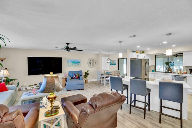 6655 110th Street, Sebastian, FL 32958