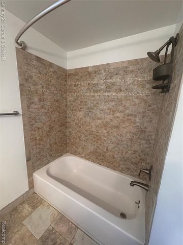 24840 Olde Orchard Street, Novi, MI 48375
