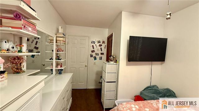 70 Spring Street, Woodbridge Proper, NJ 07095