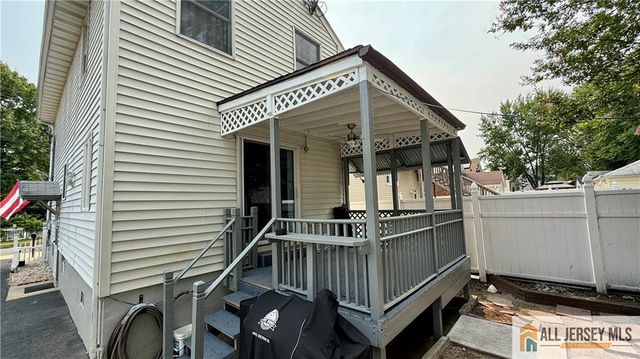 70 Spring Street, Woodbridge Proper, NJ 07095