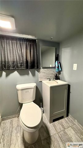 70 Spring Street, Woodbridge Proper, NJ 07095