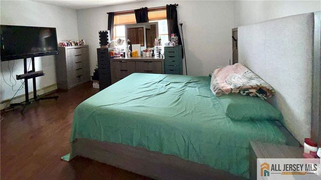 70 Spring Street, Woodbridge Proper, NJ 07095