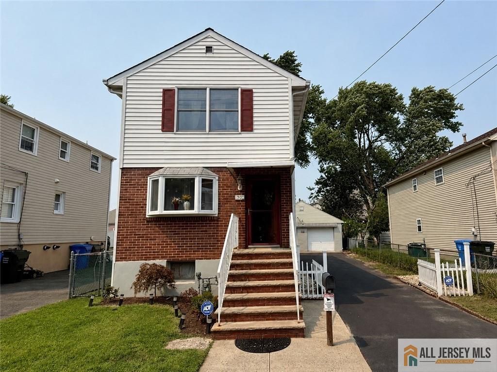70 Spring Street, Woodbridge Proper, NJ 07095