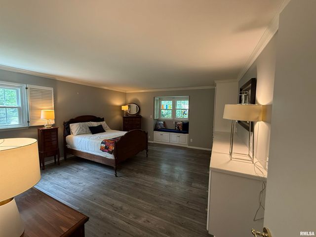 7100 N Fox Point Dr Apt 3, Peoria, IL 61614