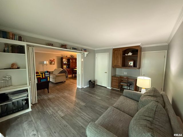 7100 N Fox Point Dr Apt 3, Peoria, IL 61614