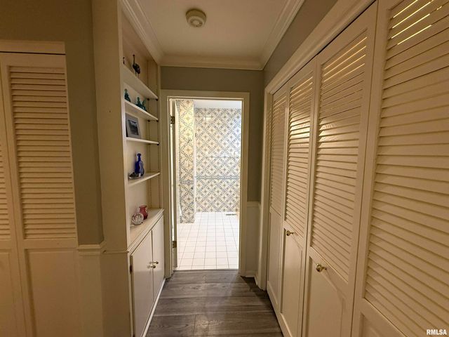 7100 N Fox Point Dr Apt 3, Peoria, IL 61614