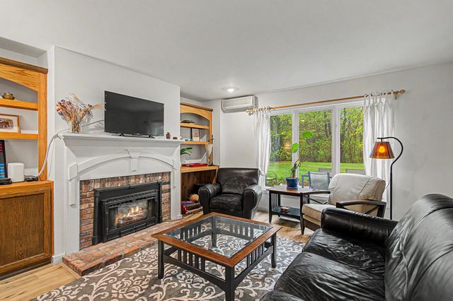 911 Dorset St Apt 29, South Burlington, VT 05403