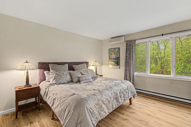 911 Dorset St Apt 29, South Burlington, VT 05403