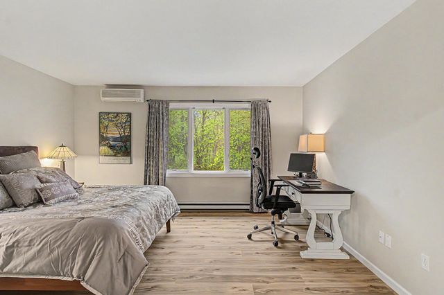 911 Dorset St Apt 29, South Burlington, VT 05403