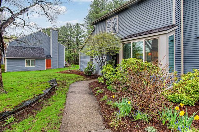 911 Dorset St Apt 29, South Burlington, VT 05403