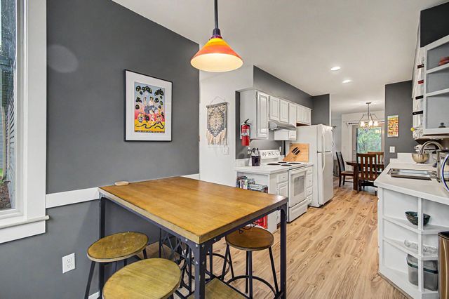 911 Dorset St Apt 29, South Burlington, VT 05403