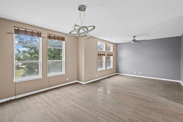 5350 W Hanson Avenue, Chicago, IL 60639