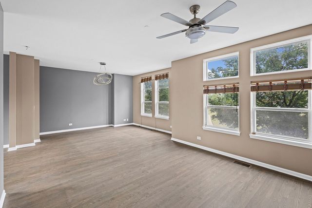 5350 W Hanson Avenue, Chicago, IL 60639