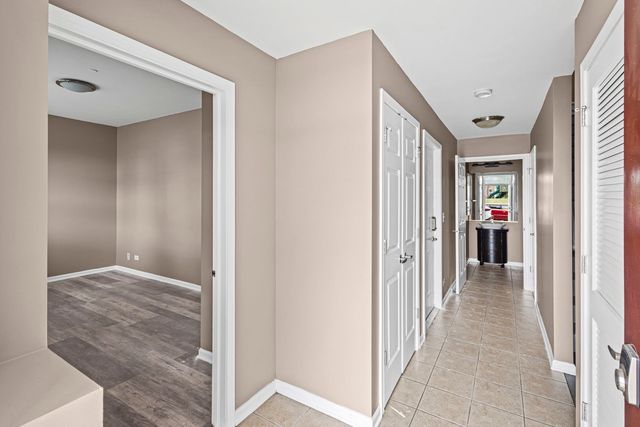 5350 W Hanson Avenue, Chicago, IL 60639