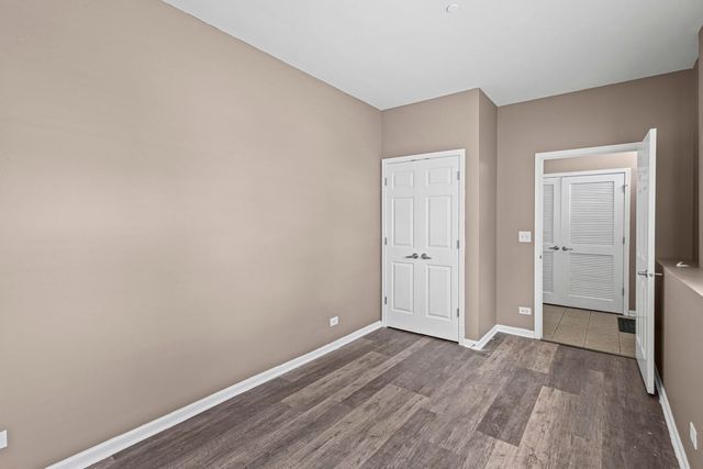 5350 W Hanson Avenue, Chicago, IL 60639
