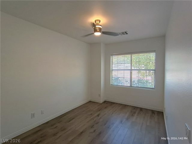 9805 Pinnacle Pass Drive, Las Vegas, NV 89117