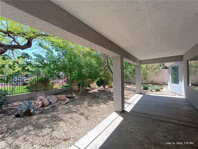 9805 Pinnacle Pass Drive, Las Vegas, NV 89117
