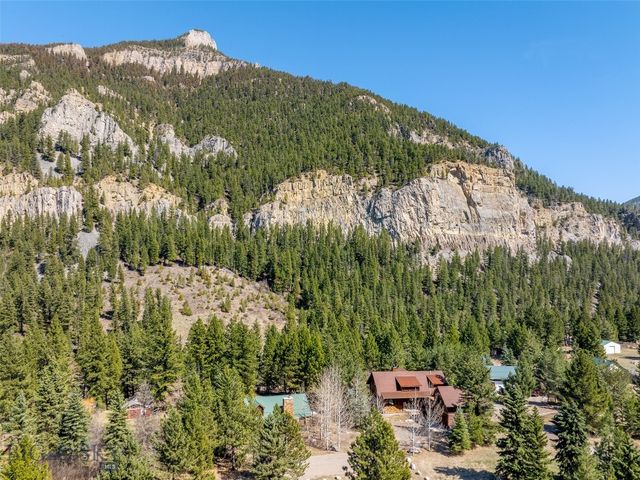 64190 Gallatin Road, Gallatin Gateway, MT 59730